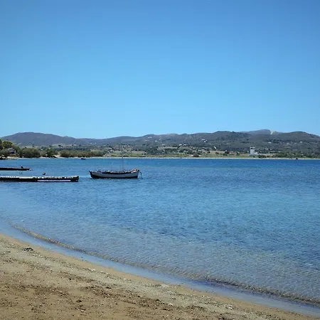 Botel Kardoulis Boat House Zefiría